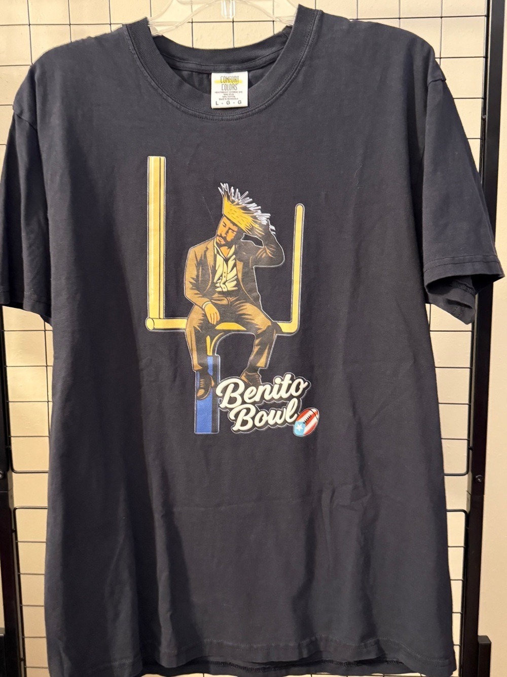 Benito Bowl Black Graphic Short-Sleeve Tee